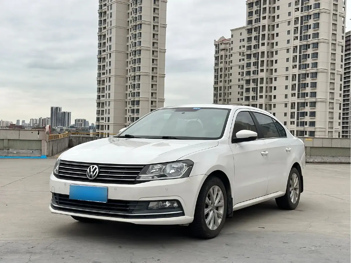 2017 Volkswagen Lavida 1.6L 110HP L4 6AT