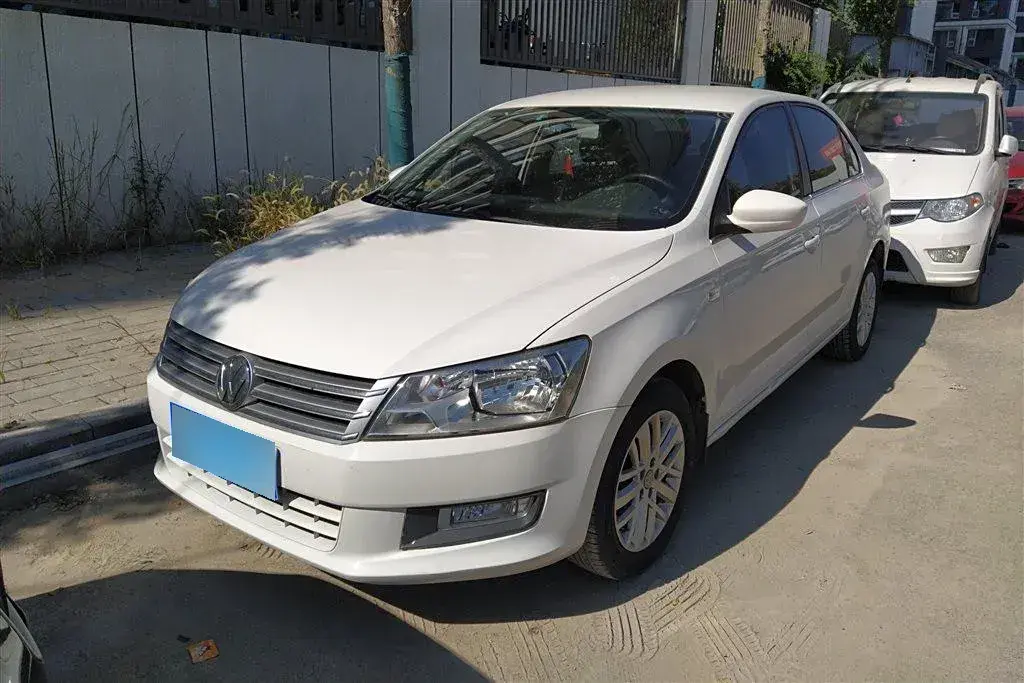 2015 Volkswagen Santana 1.6L 110HP L4 5MT