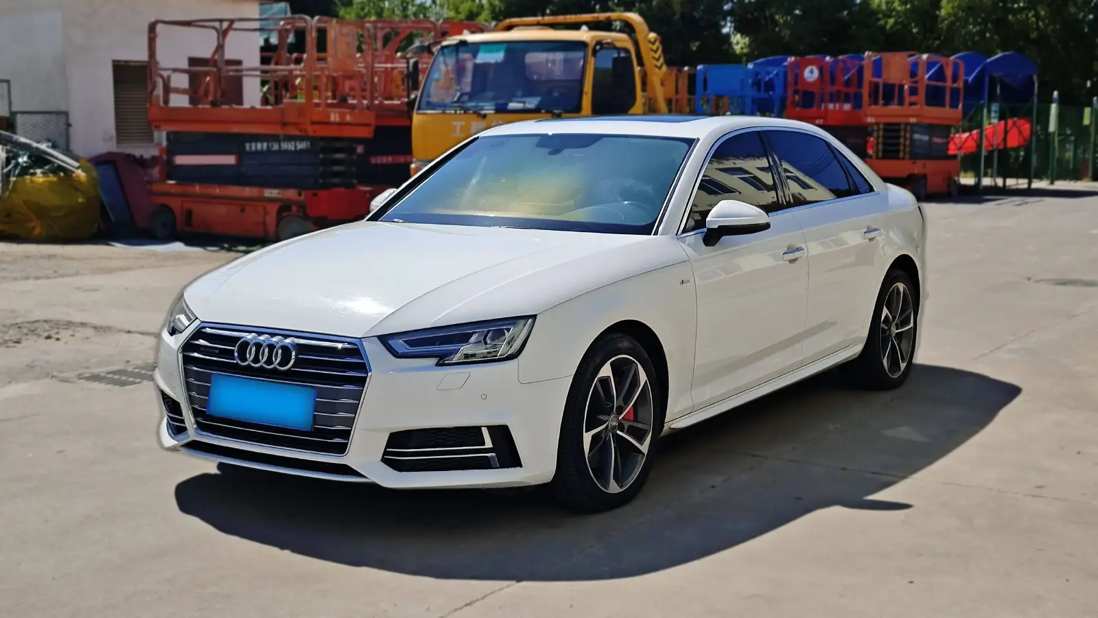 2017 Audi A4L 2.0T 252HP L4 7DCT