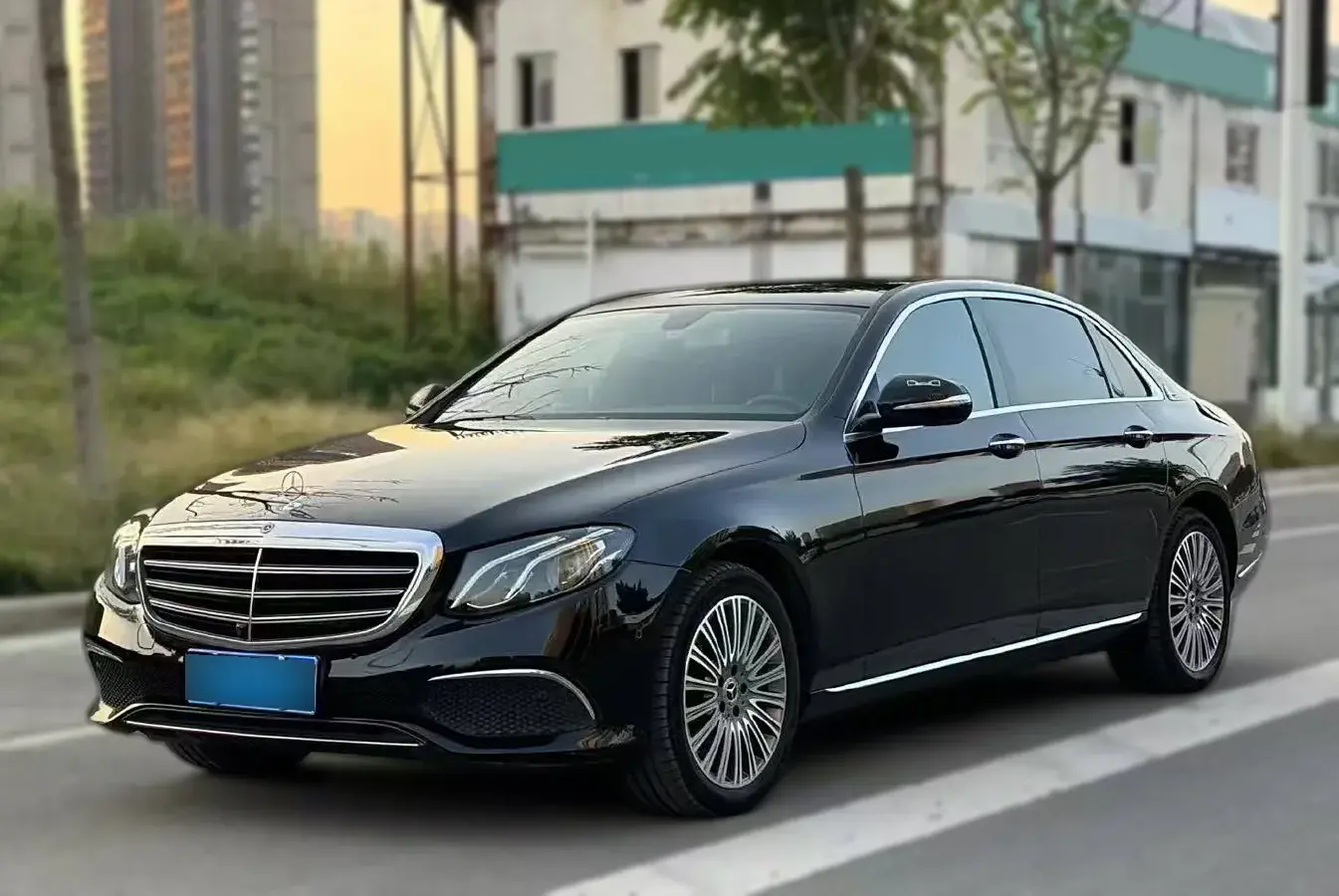 2018 Mercedes-Benz E Class 2.0T 245HP L4 9AT