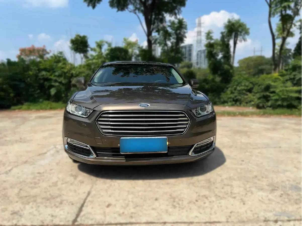 2015 Ford Taurus 2.0T 245HP L4 6AT