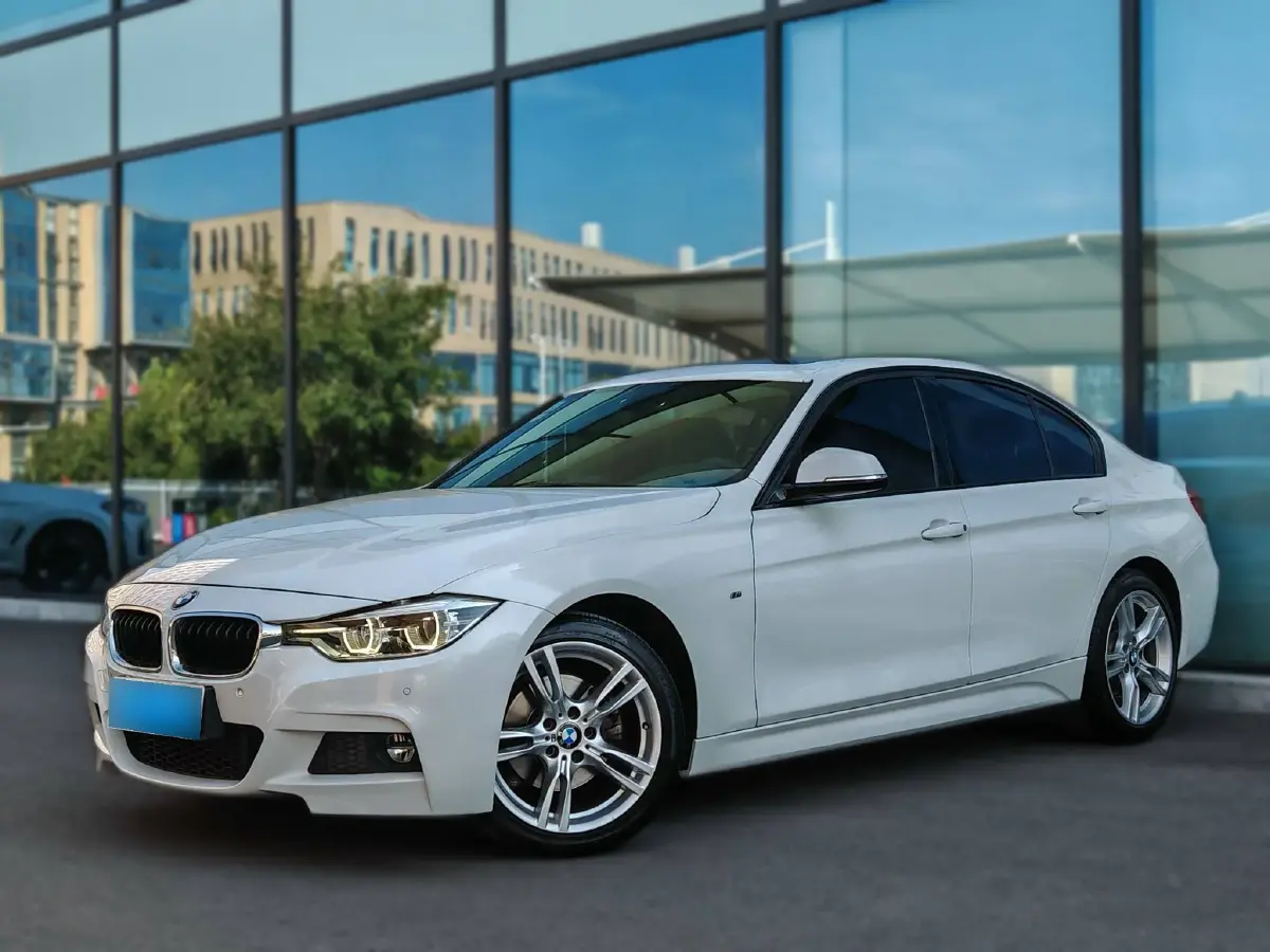 2018 BMW 3 Series 2.0T 184HP L4 8AT