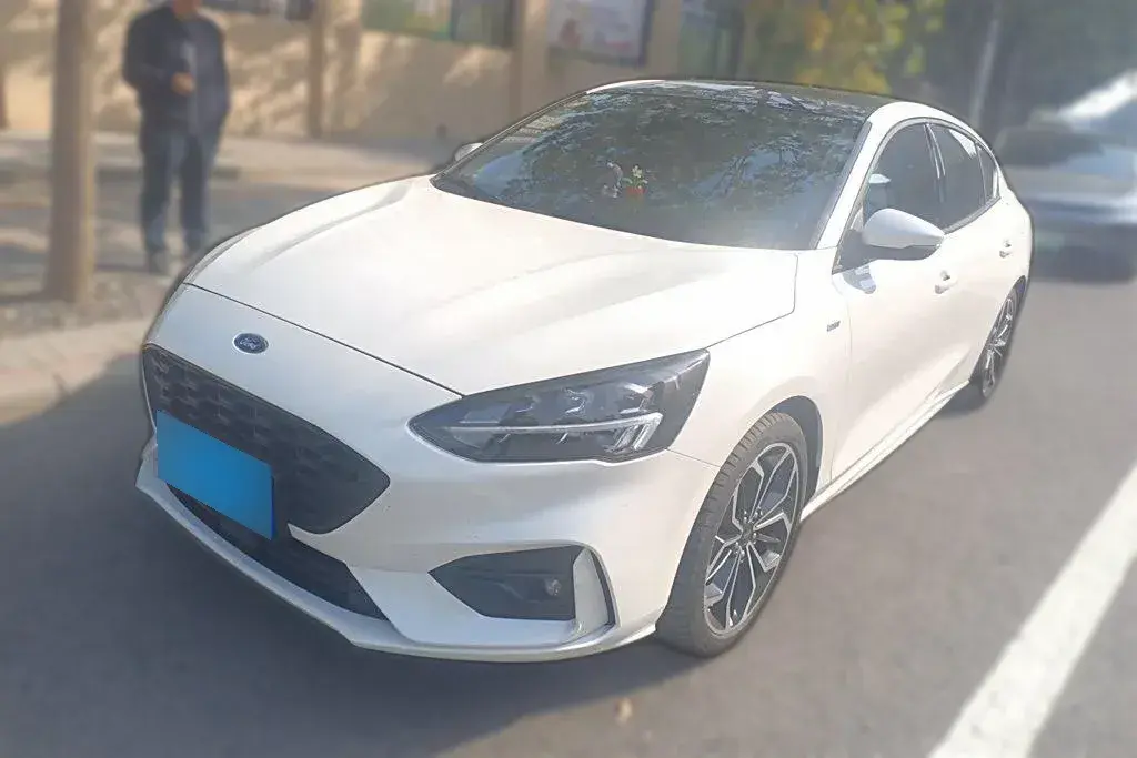 2020 Ford Focus 1.5T 174HP L3 8AT