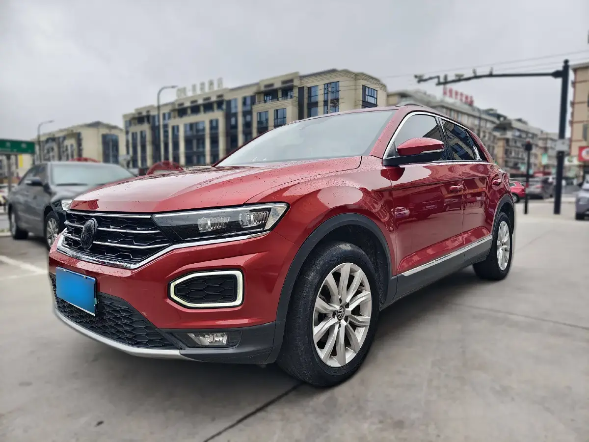 2019 Volkswagen T-Roc 1.4T 131HP L4 7DCT