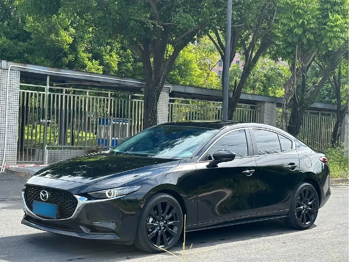 2023 Mazda 3 Axela 2.0L 158HP L4 6AT