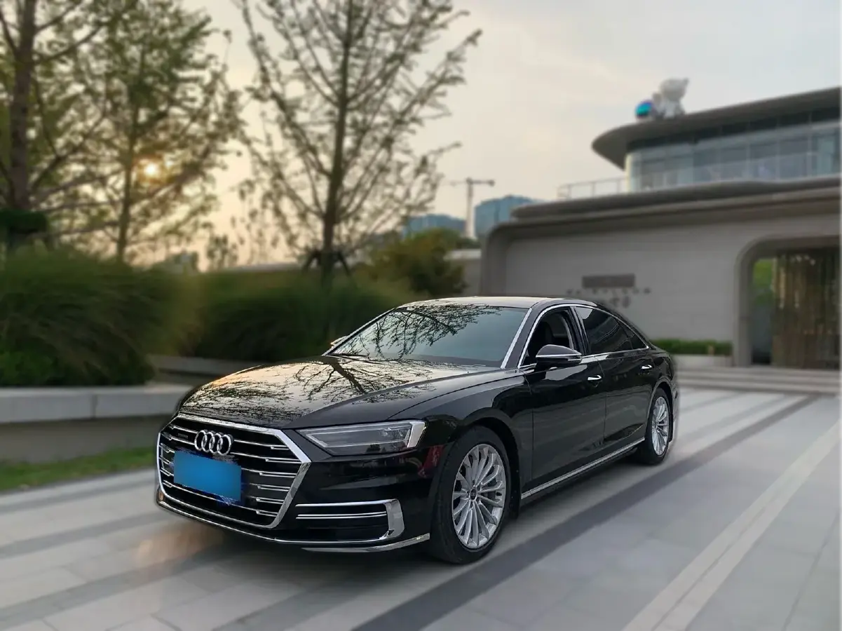 2021 Audi A8 3.0T 286HP V6 8AT