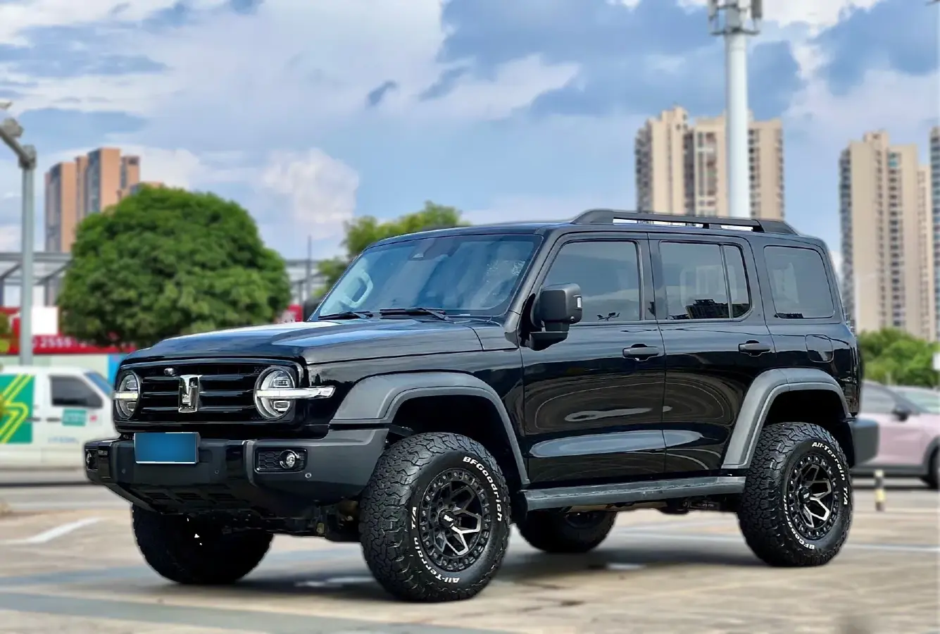 2021 Tank 300 2.0T 227HP L4 8AT