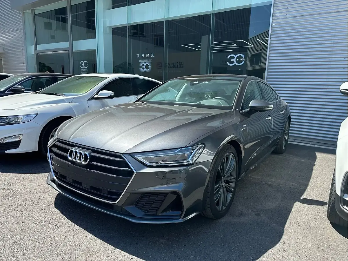 2023 Audi A7 2.0T 265HP L4 7DCT