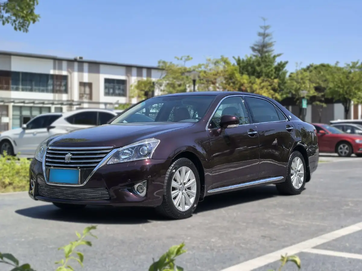 2012 Toyota Crown 2.5L 193HP V6 6AT