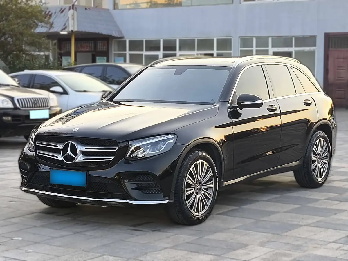 2017 Mercedes-Benz GLC Class 2.0T 211HP L4 9AT