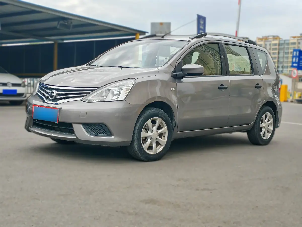 2013 Nissan Livina 1.6L 124HP L4 5MT