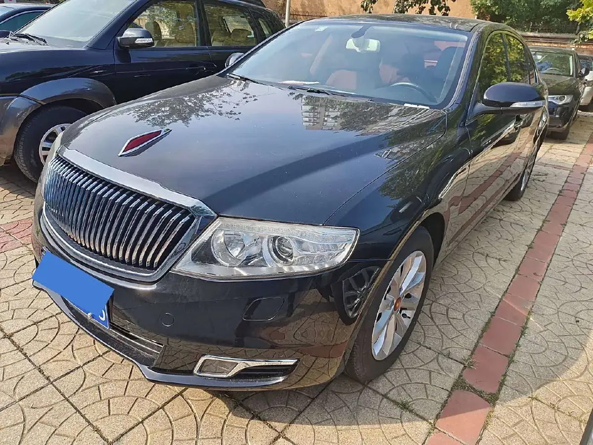 2015 HongQi H7 2.0T 204HP L4 6AT