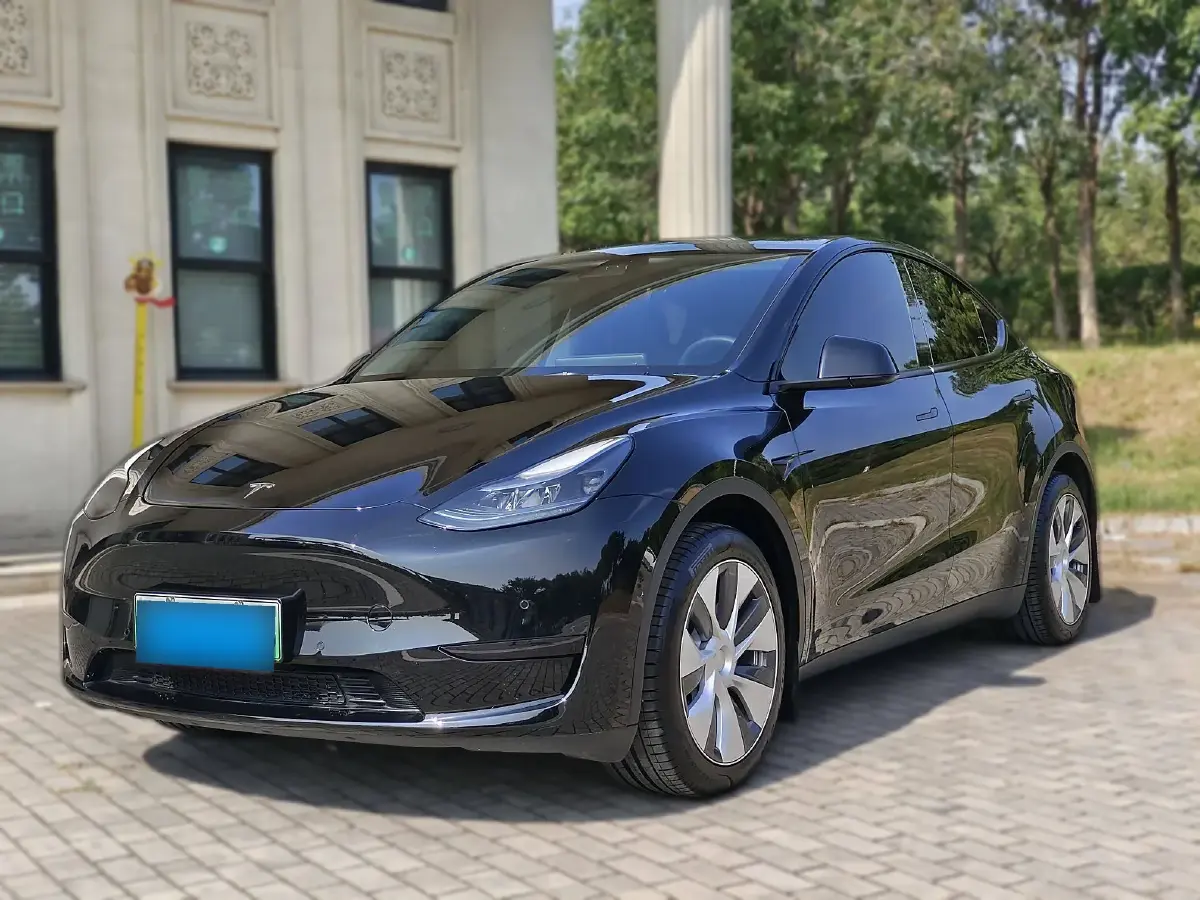 2022 Tesla Model Y BEV 60KWH