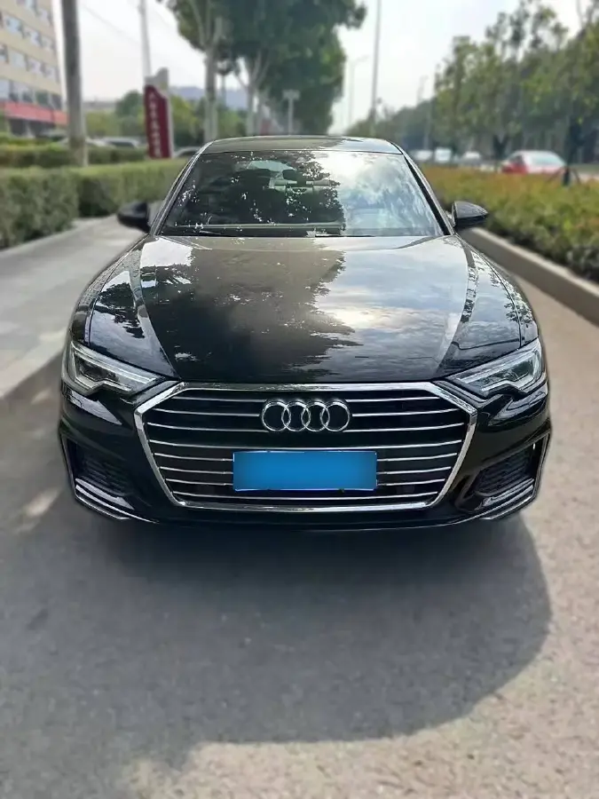 2021 Audi A6L 2.0T 190HP L4 7DCT