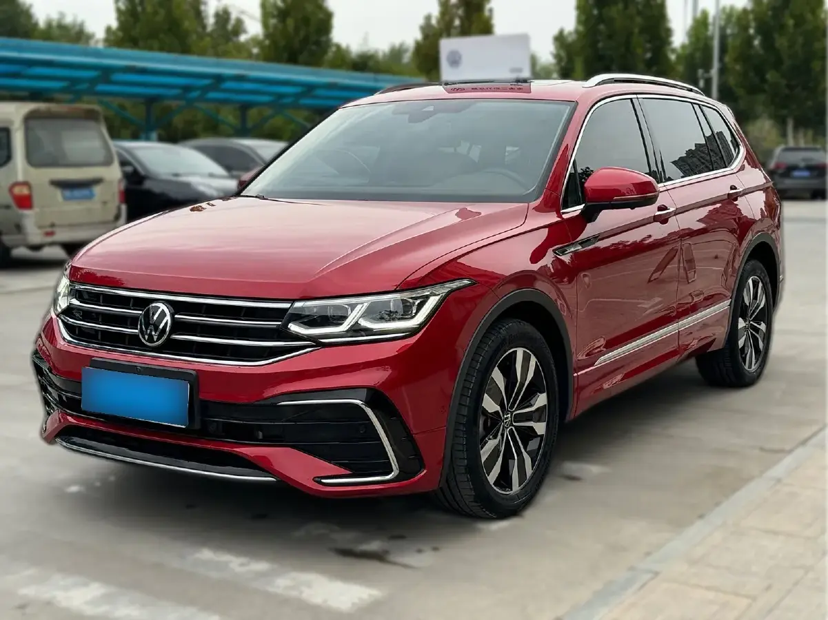 2022 Volkswagen Tiguan L 2.0T 220HP L4 7DCT