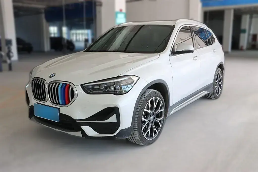 2021 BMW X1 2.0T 192HP L4 8AT