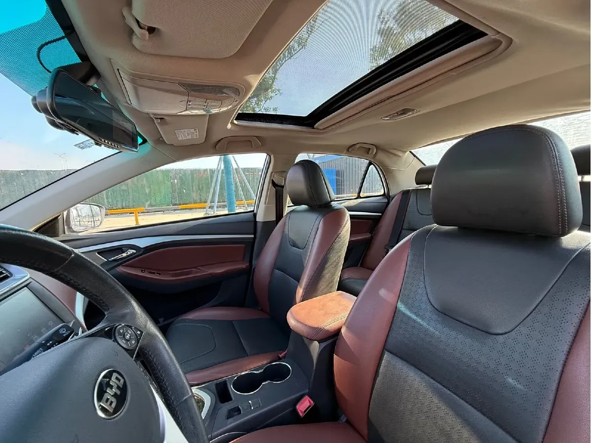 2014 BYD G5 1.5T 154HP L4 6DCT,autocango,china used car exporter,china ev exporter,chinese used car exporter,chinese used ev exporter