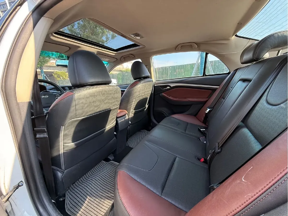 2014 BYD G5 1.5T 154HP L4 6DCT,autocango,china used car exporter,china ev exporter,chinese used car exporter,chinese used ev exporter