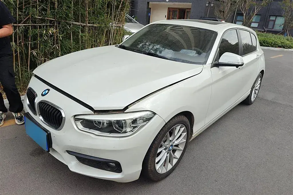 2015 BMW 1 Series 1.6T 177HP L4 8AT