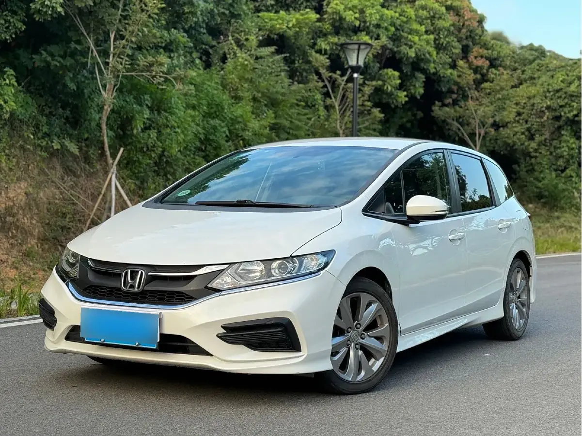 2017 Honda Jade 1.8L 141HP L4 5AT