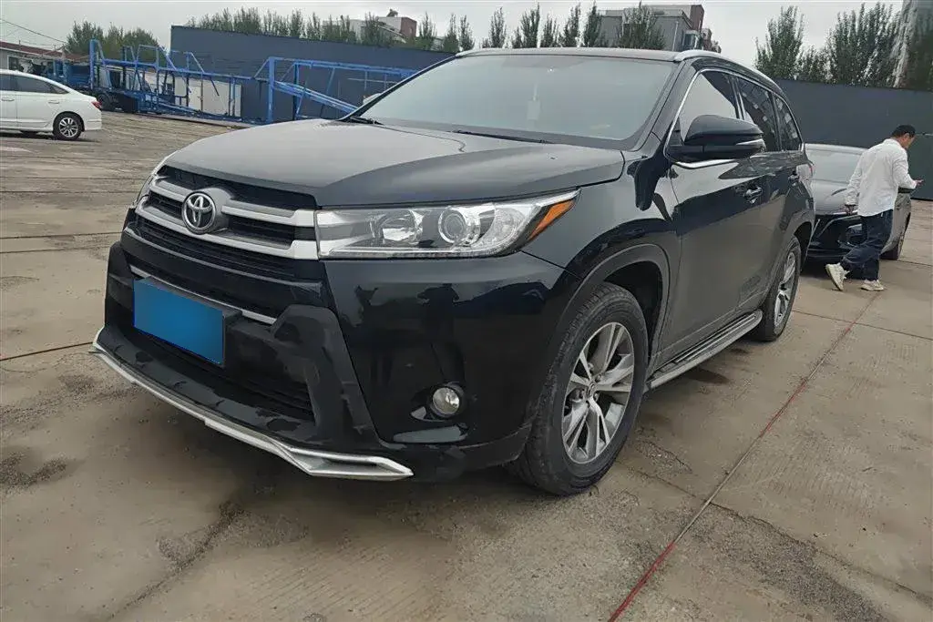 2018 Toyota Highlander 2.0T 220HP L4 6AT