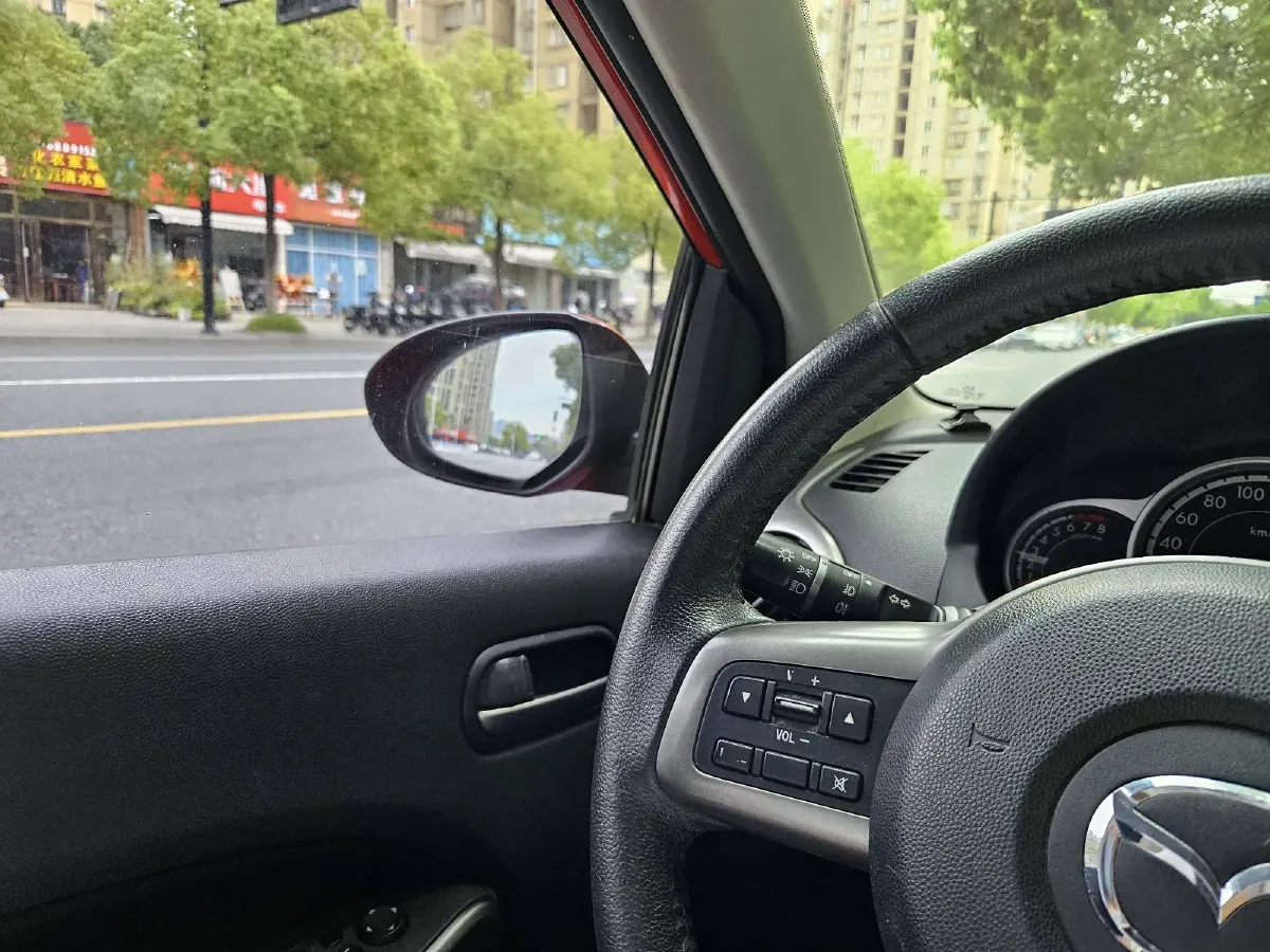 2011 Mazda 2 1.5L 103HP L4 4AT,autocango,china used car exporter,china ev exporter,chinese used car exporter,chinese used ev exporter