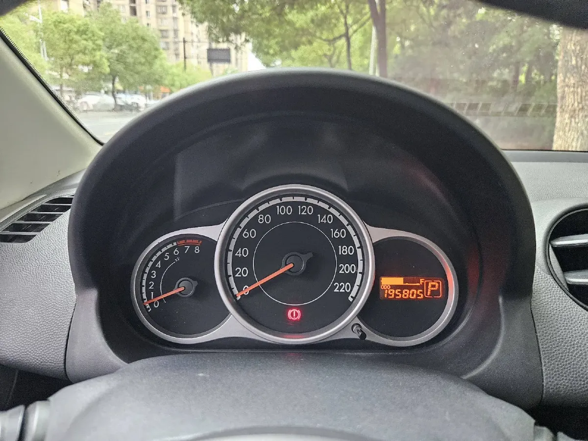 2011 Mazda 2 1.5L 103HP L4 4AT,autocango,china used car exporter,china ev exporter,chinese used car exporter,chinese used ev exporter