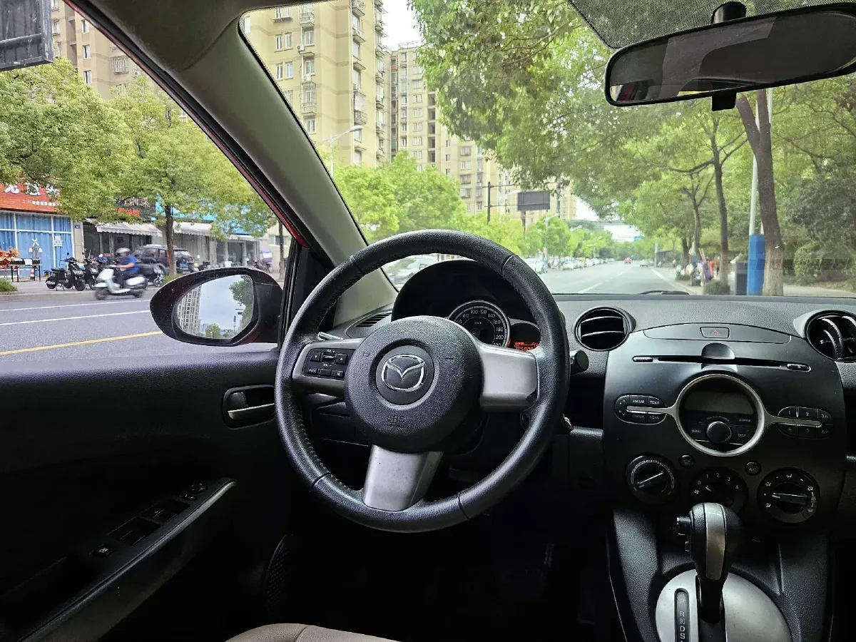 2011 Mazda 2 1.5L 103HP L4 4AT,autocango,china used car exporter,china ev exporter,chinese used car exporter,chinese used ev exporter