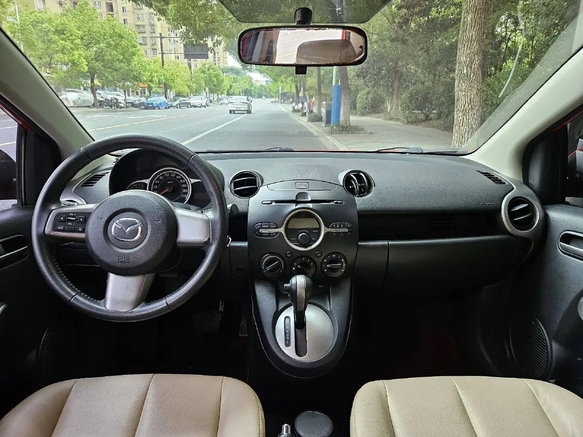2011 Mazda 2 1.5L 103HP L4 4AT,autocango,china used car exporter,china ev exporter,chinese used car exporter,chinese used ev exporter