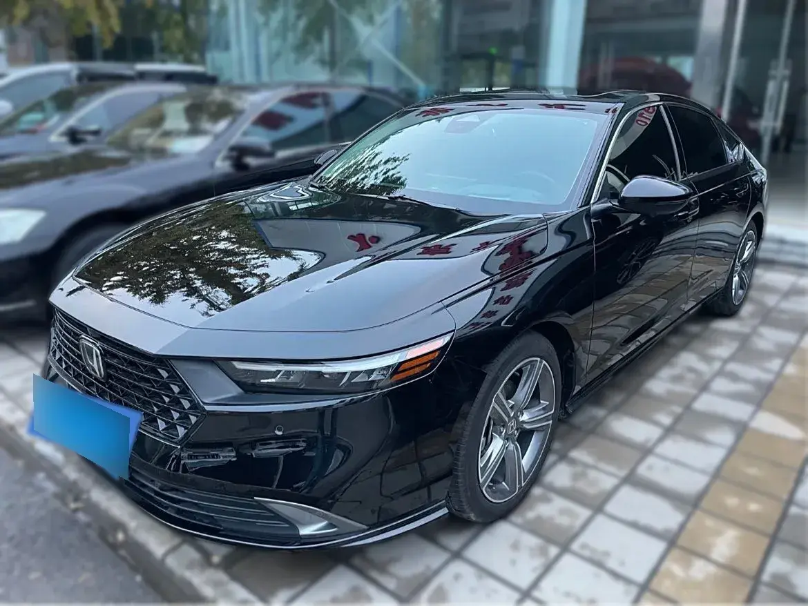 2023 Honda Accord 1.5T 192HP L4 CVT
