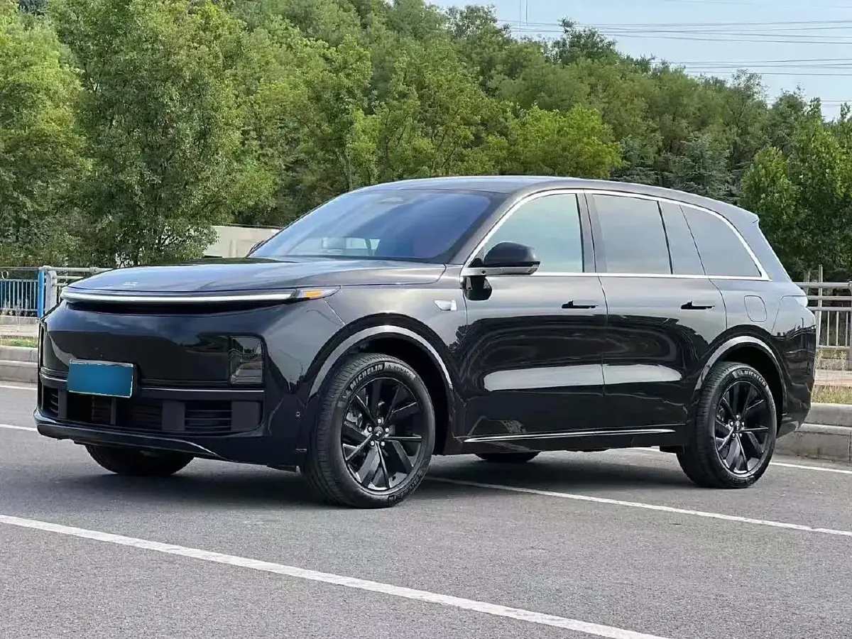 2023 Li L8 Range Extended 154HP REEV 40.9KWH