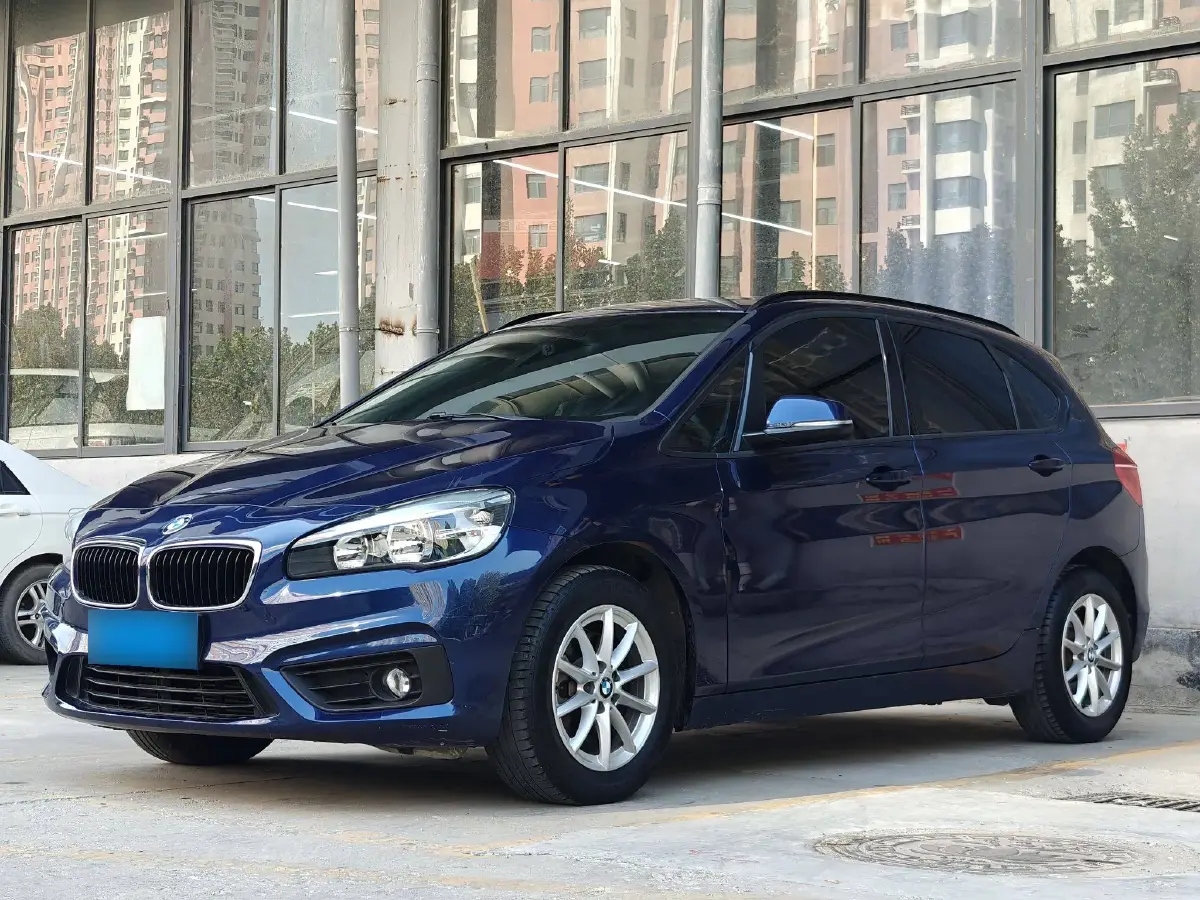 2016 BMW 2 Series Wagon 1.5T 136HP L3 6AT