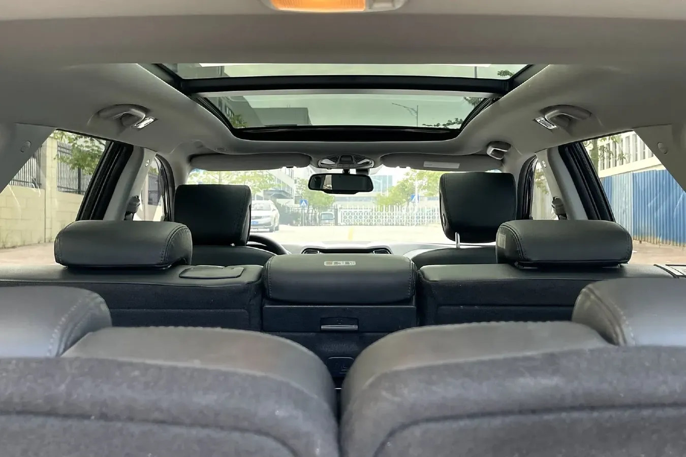 2013 Hyundai Grand SantaFe 2.2T 197HP L4 6AT,autocango,china used car exporter,china ev exporter,chinese used car exporter,chinese used ev exporter