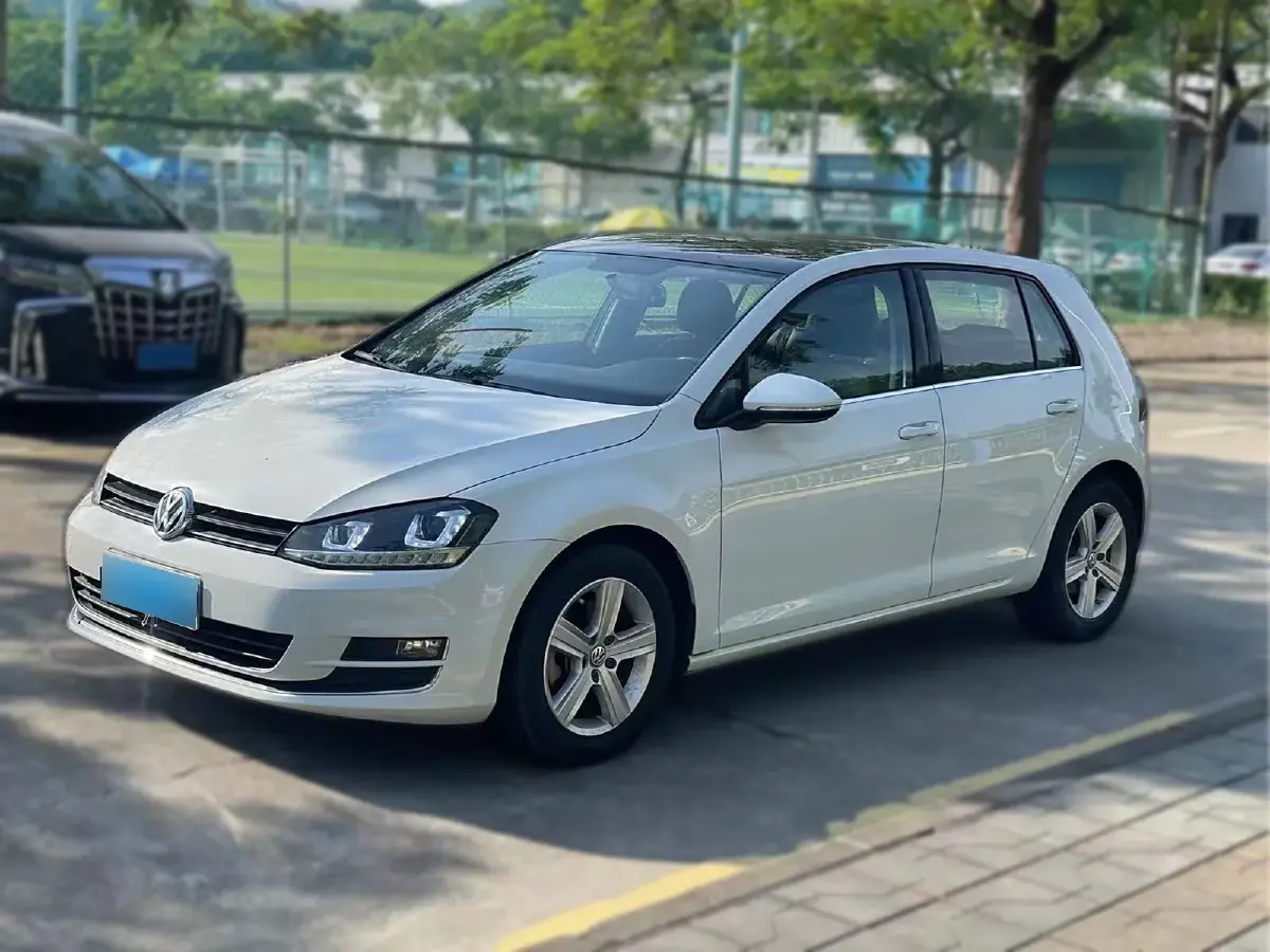 2016 Volkswagen Golf 1.4T 131HP L4 7DCT