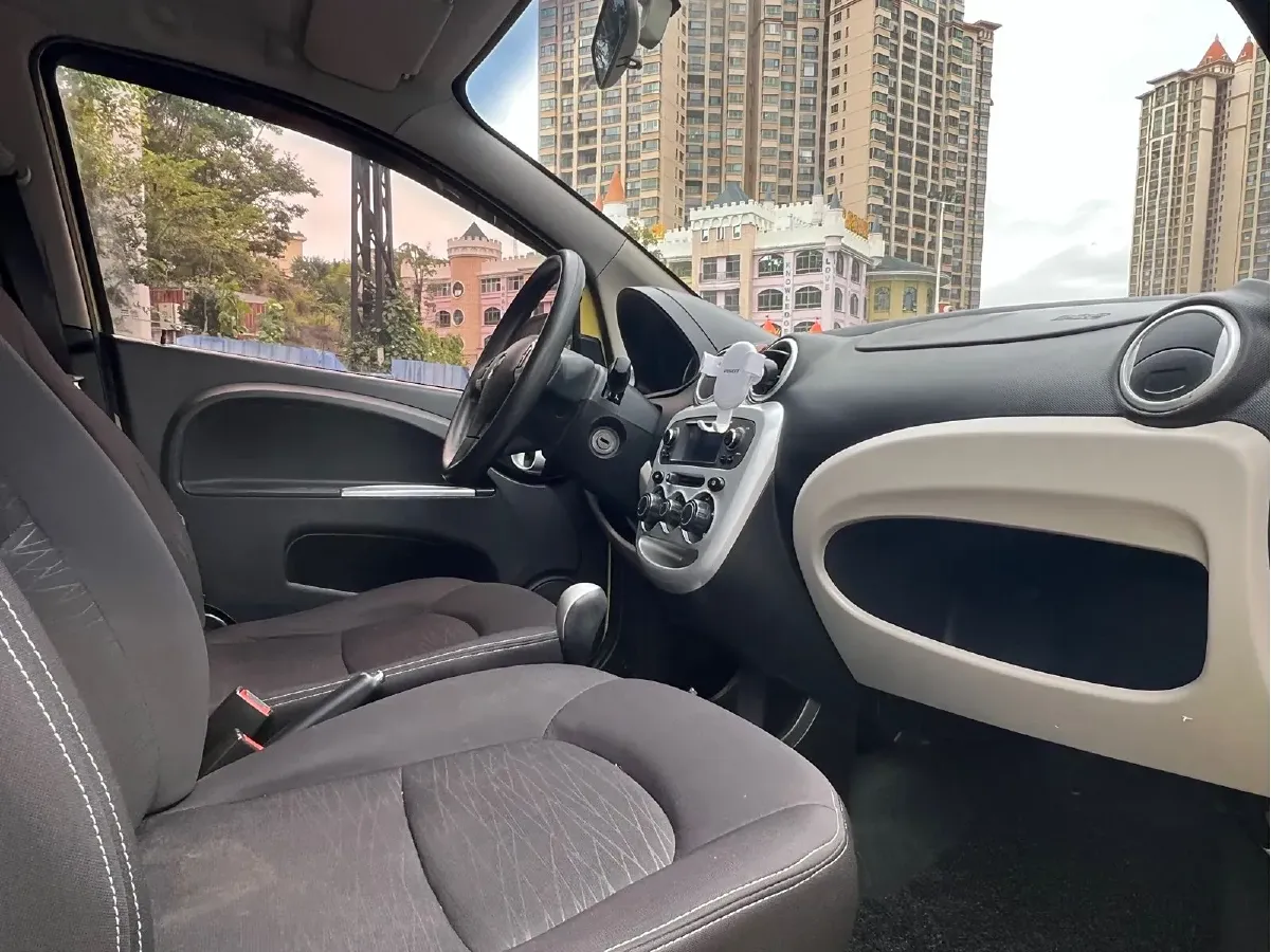 2012 ChangAn BenBen MINI 1.0L 69HP L4 5AMT,autocango,china used car exporter,china ev exporter,chinese used car exporter,chinese used ev exporter