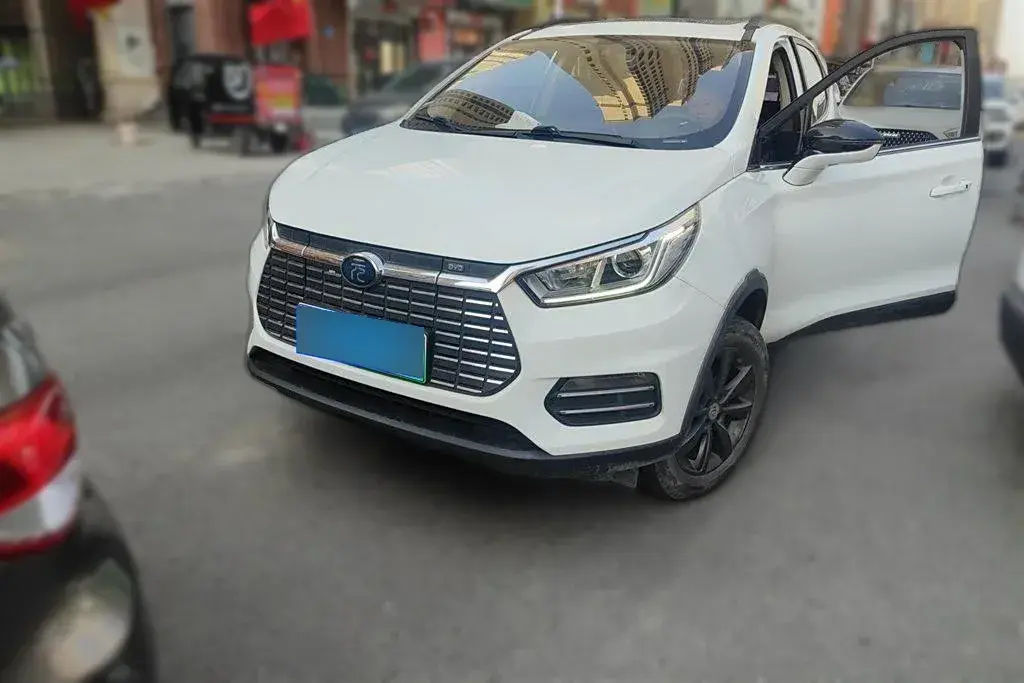 2018 BYD Yuan BEV 42KWH