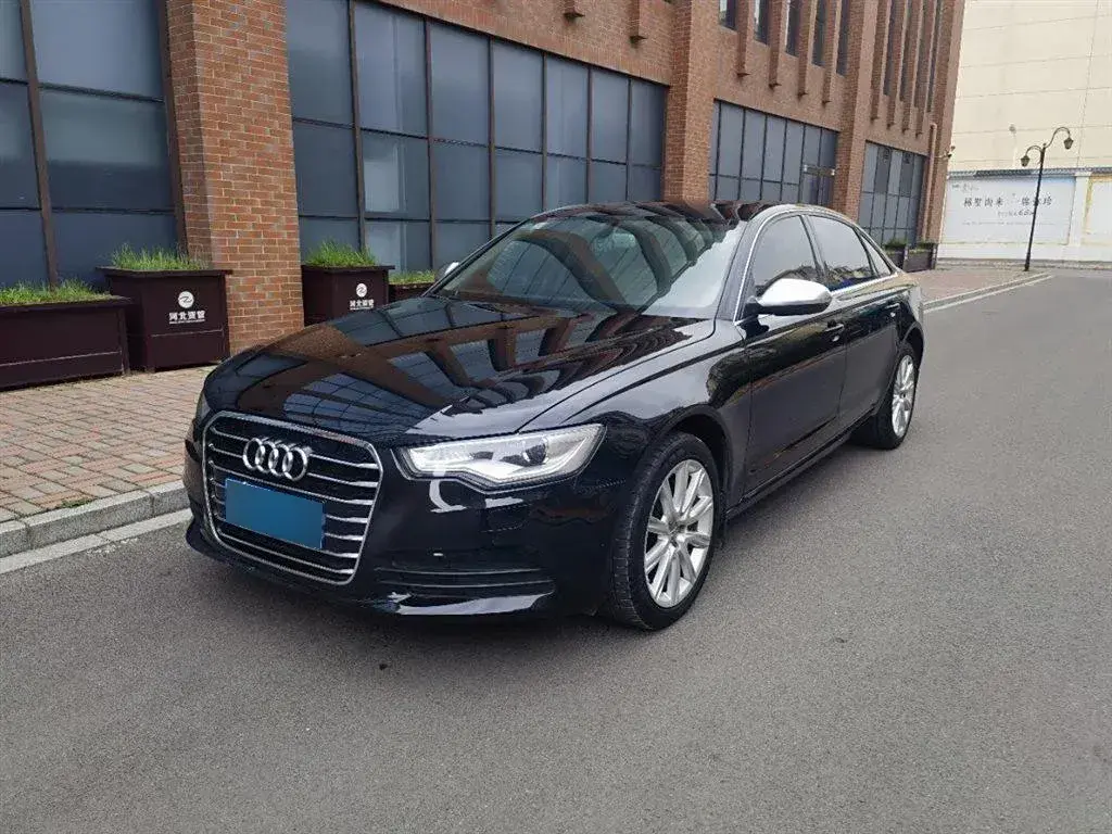 2012 Audi A6L 2.0T 180HP L4 CVT