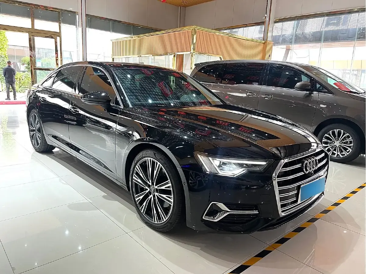 2023 Audi A6L 2.0T 245HP L4 7DCT