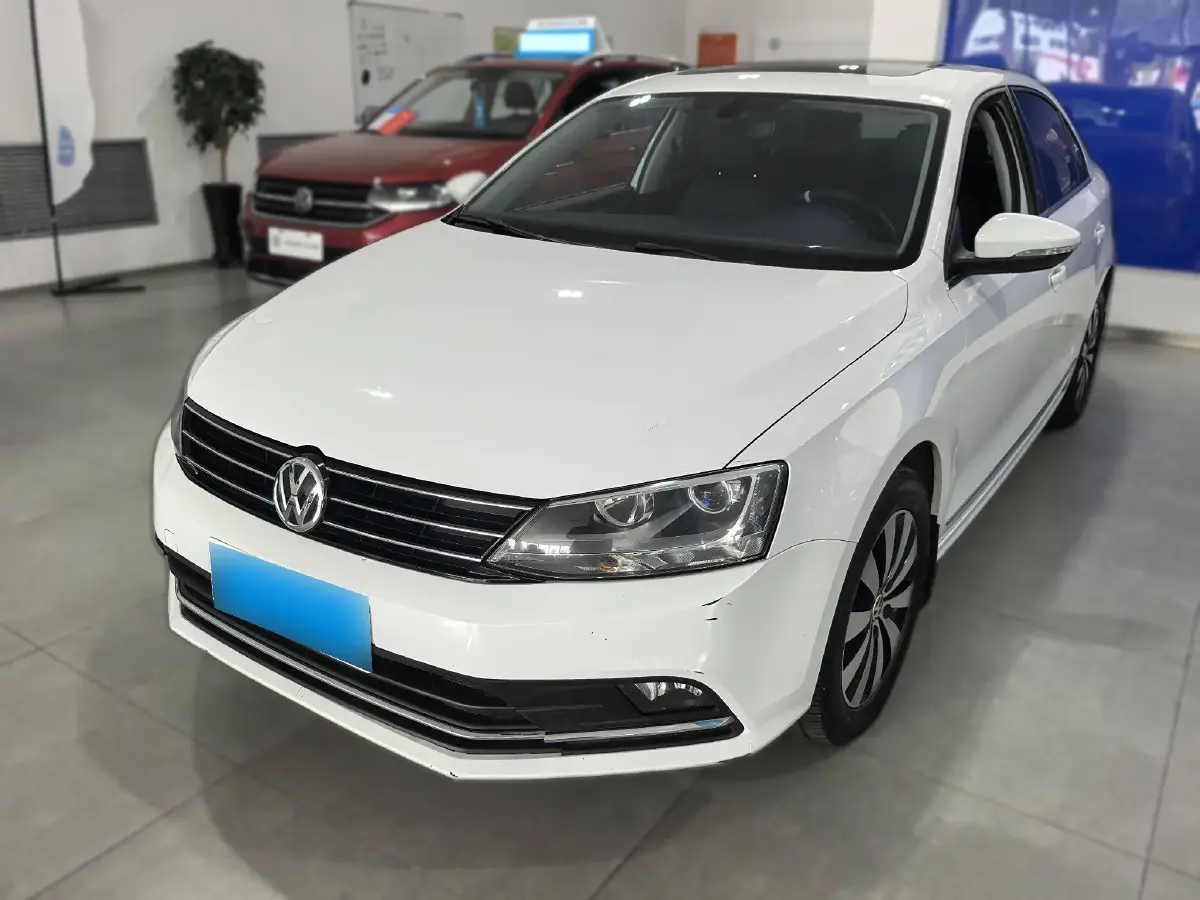 2018 Volkswagen Sagitar 1.6L 110HP L4 6AT
