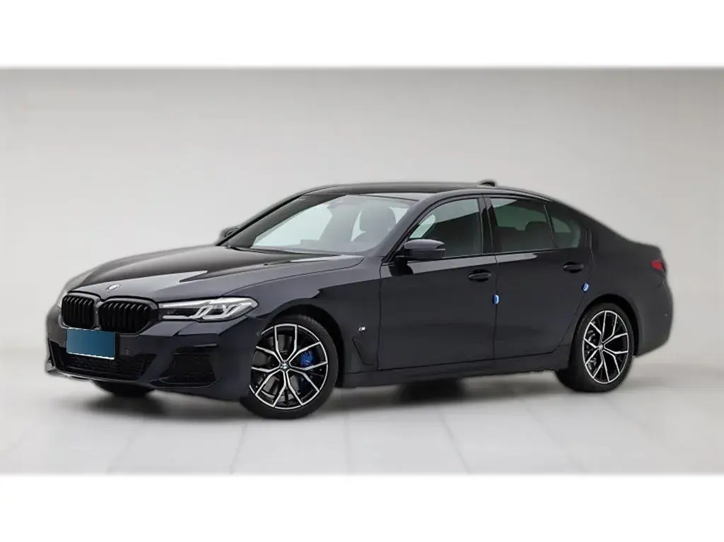 2022 BMW 5 Series 3.0T 340HP L6 8AT