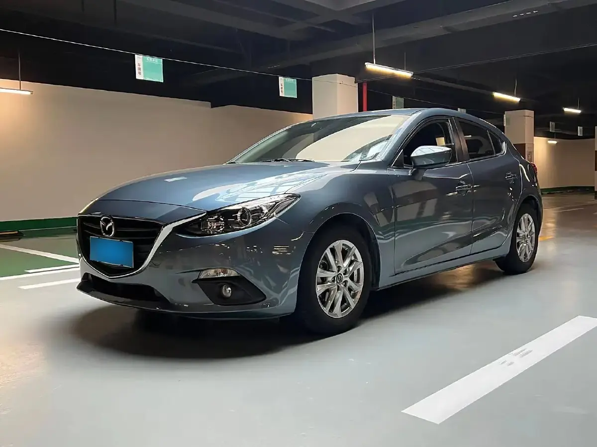 2016 Mazda 3 Axela 1.5L 117HP L4 6AT
