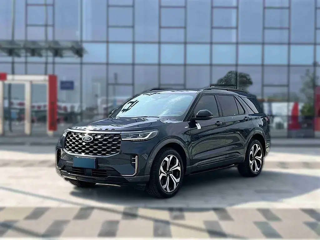 2023 Ford Explorer 2.3T 276HP L4 10AT