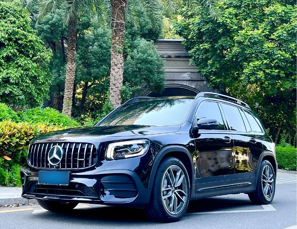 2023 Mercedes-Benz GLB AMG 2.0T 306HP L4 8DCT