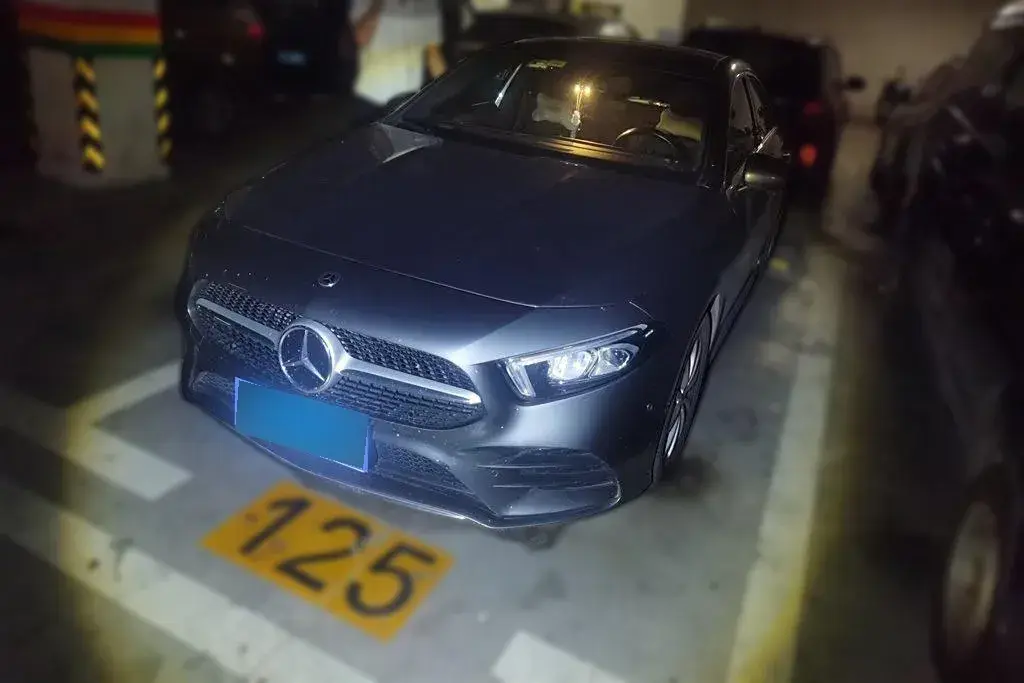 2020 Mercedes-Benz A Class 1.3T 163HP L4 7DCT