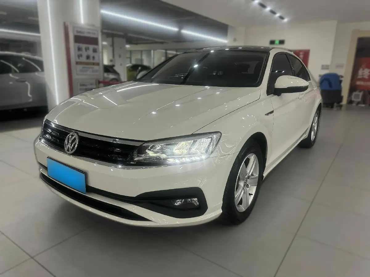 2021 Volkswagen Lamando 1.4T 131HP L4 7DCT