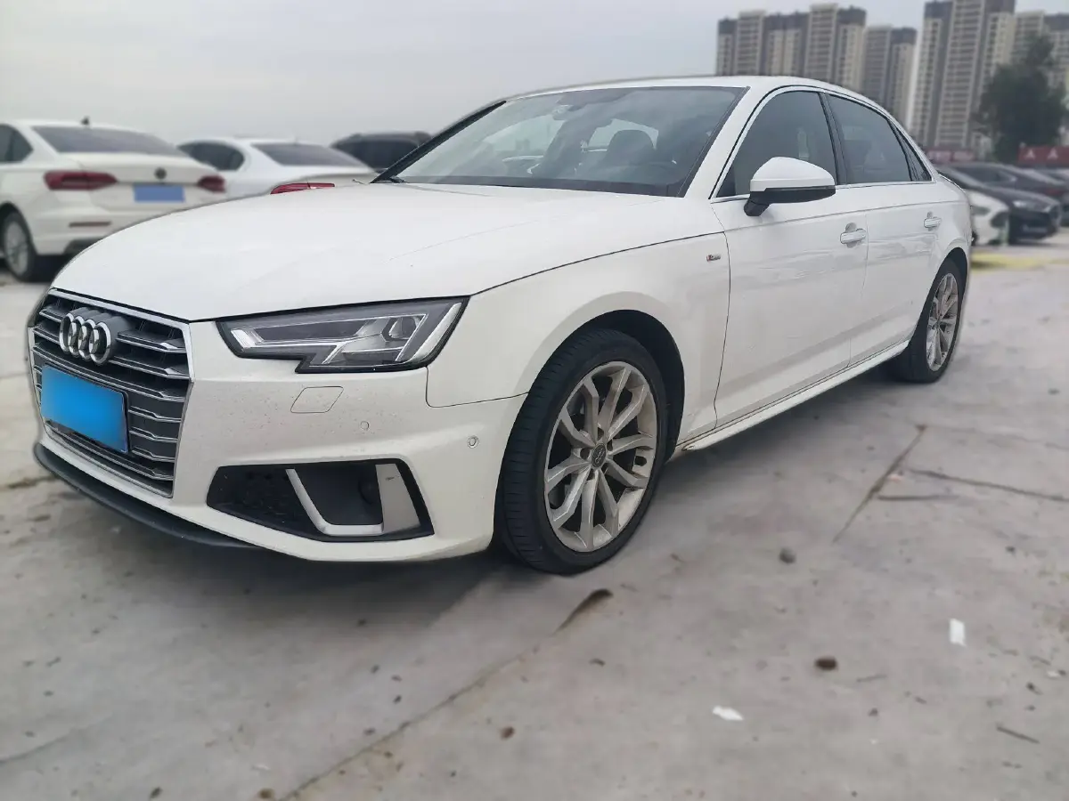 2019 Audi A4L 2.0T 190HP L4 7DCT