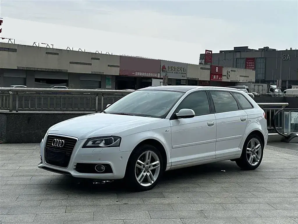 2013 Audi A3 1.8T 160HP L4 7DCT