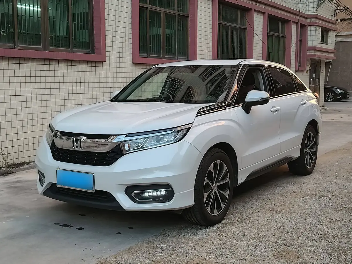 2019 Honda Avancier 1.5T 193HP L4 CVT
