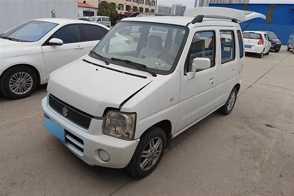 2015 Suzuki Wagon R 1.0L 60HP L4 5MT