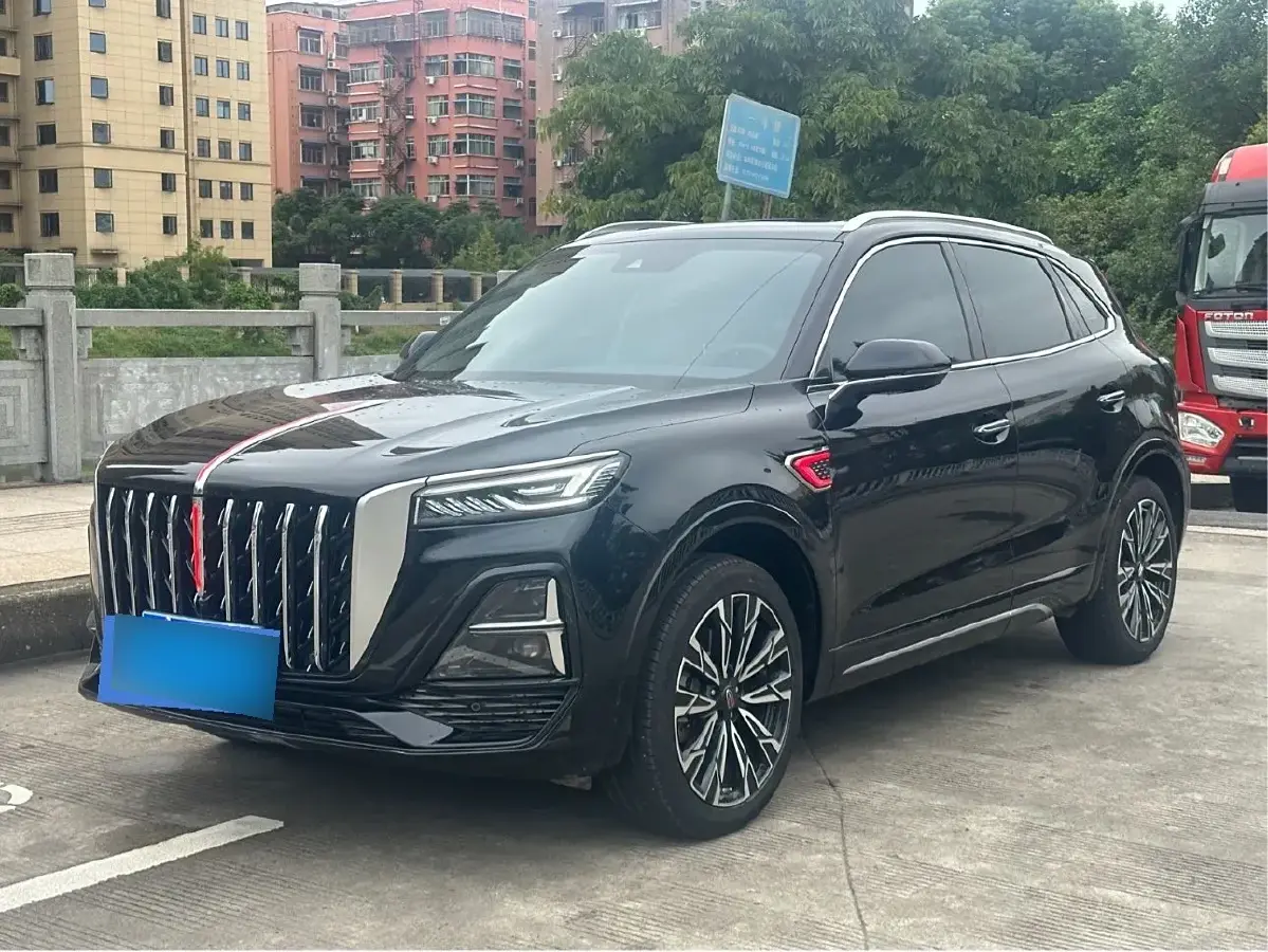 2023 HongQi HS5 2.0T 252HP L4 8AT